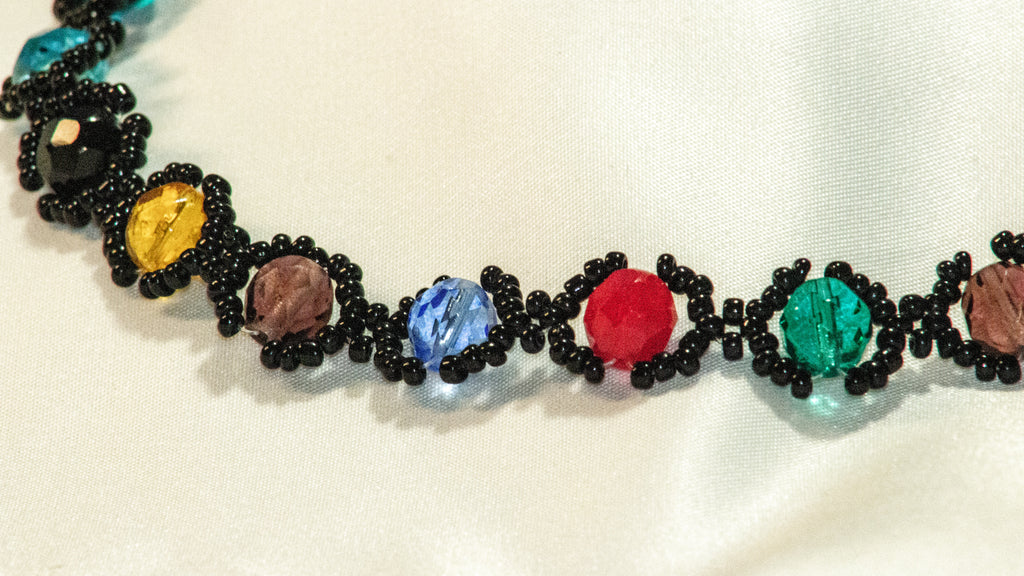 Collier Perlé Multicolore Ras le Cou