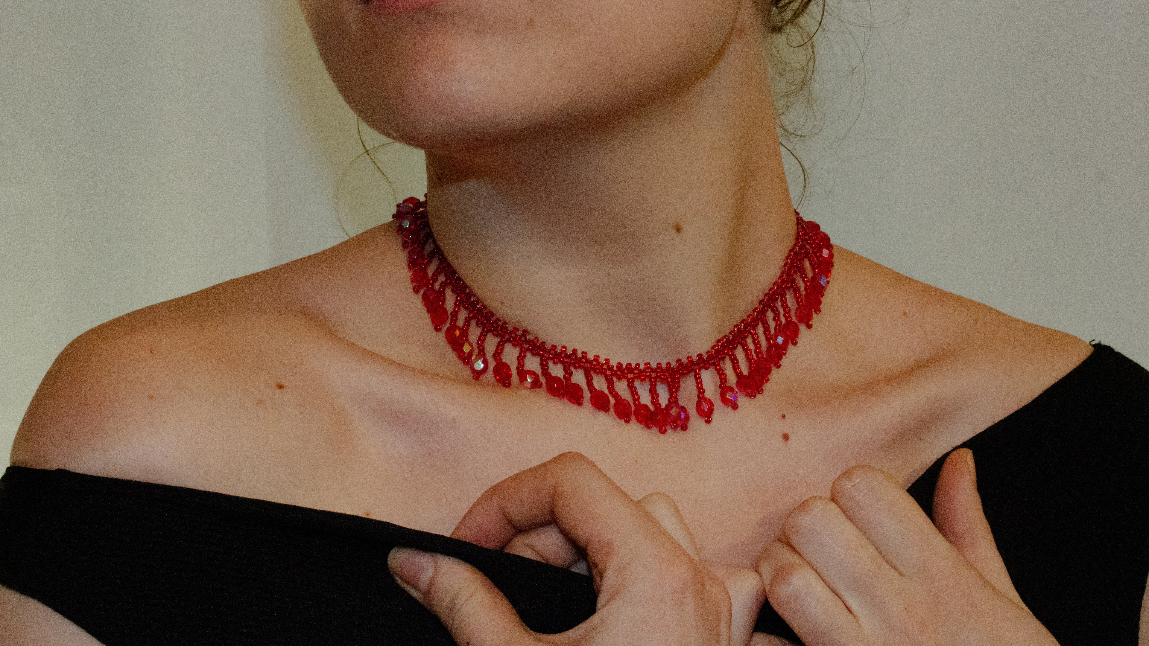 Collier Perles Franges Rouges