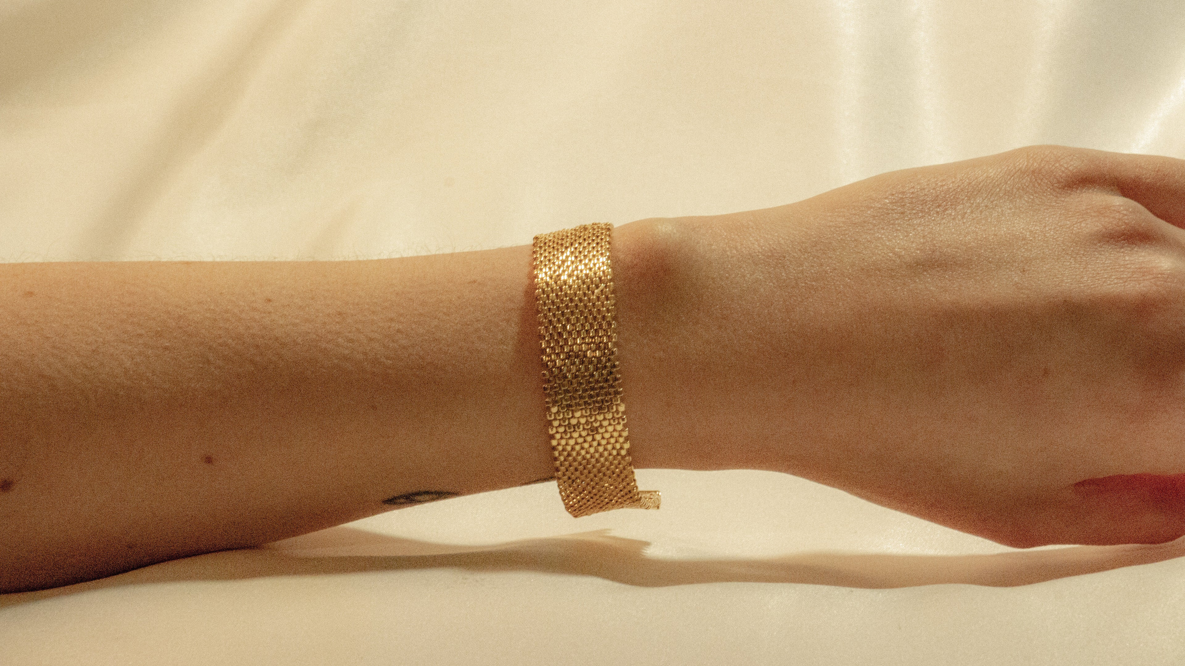 Bracelet Tissé Perles Doré