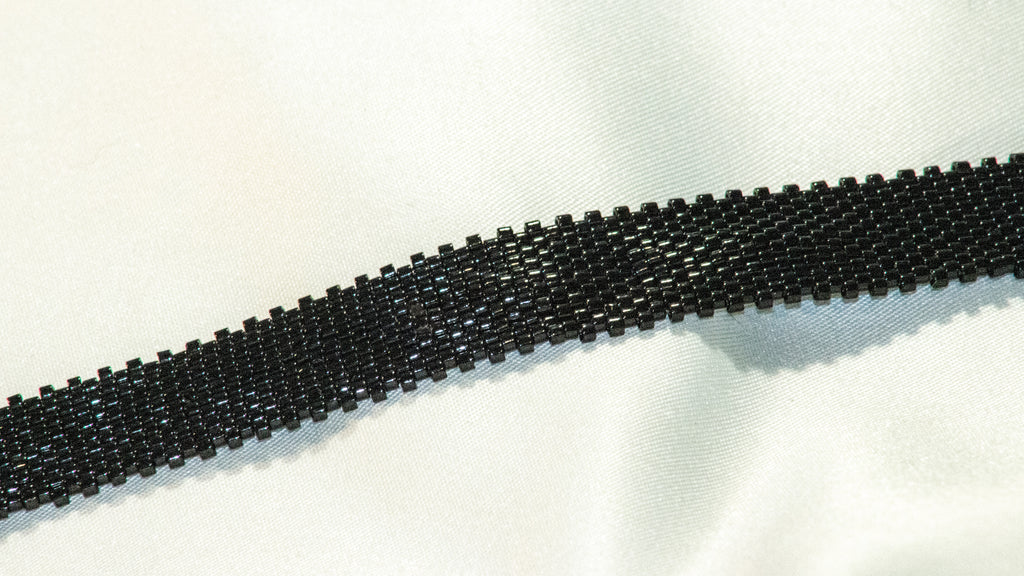 Collier Perlé Noir Ras le Cou