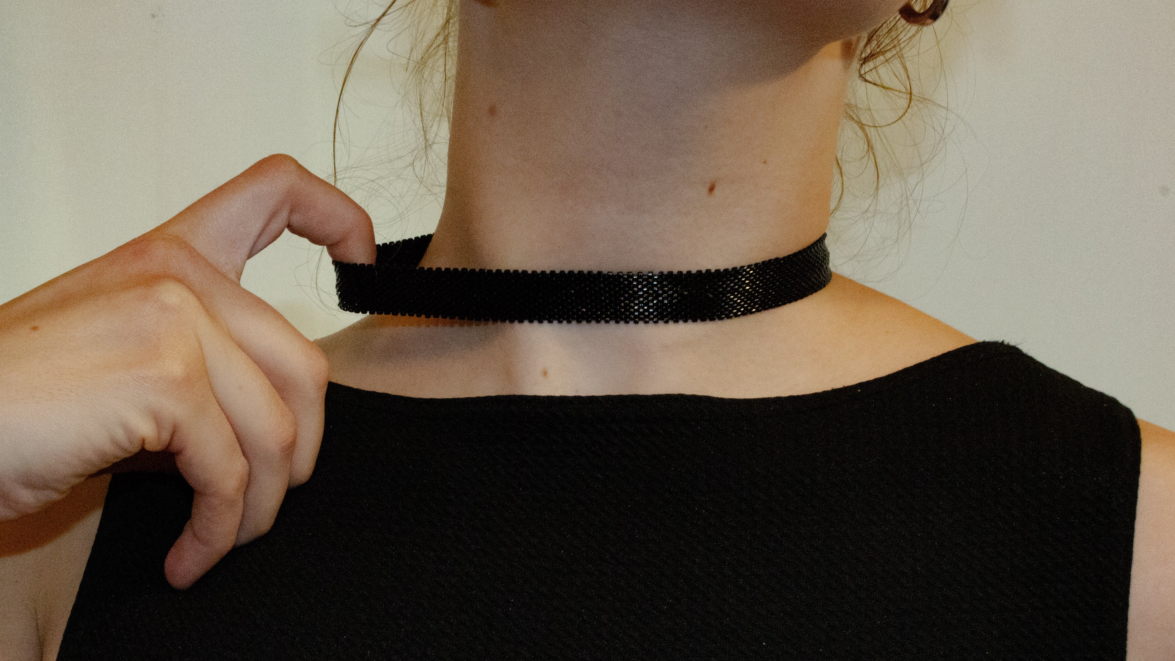 Collier Perlé Noir Ras le Cou