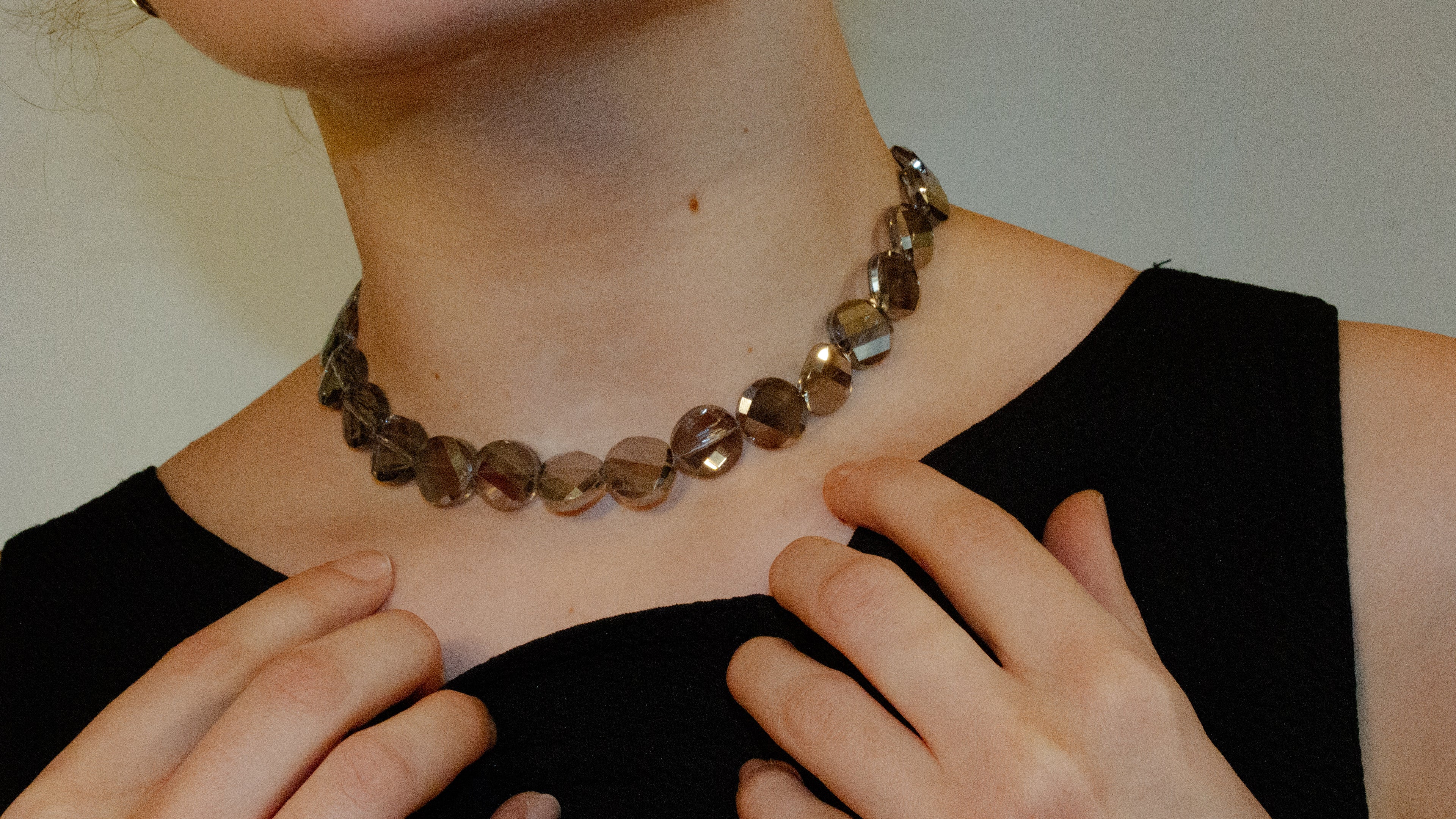 Collier Perles Grises